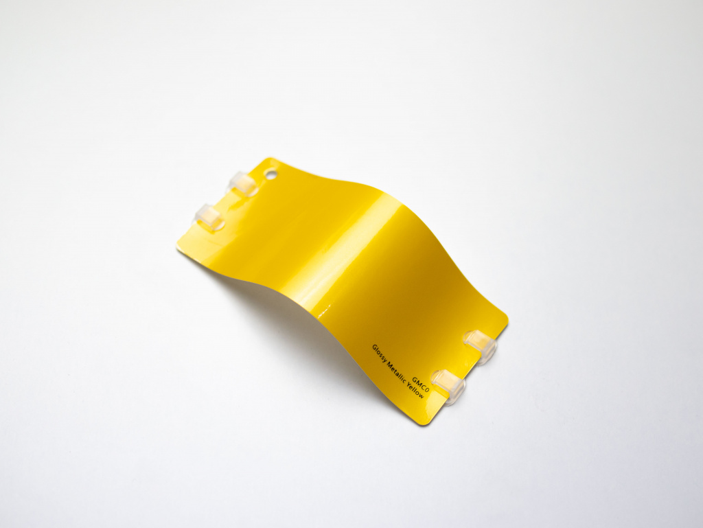 Виниловая плёнка Glossy Metallic Yellow (металлический желтый), глянцевая, GMC0, 1,52×17,5 м