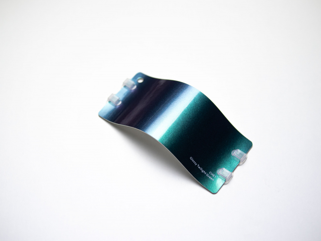 Виниловая плёнка Glossy Twilight Green (сумеречный зеленый), глянцевая, CHE1, 1,52×17,5 м