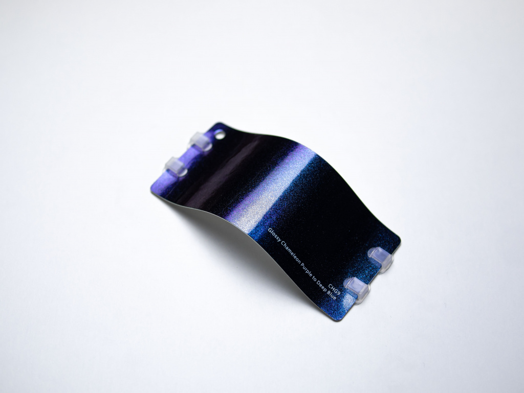 Виниловая плёнка Glossy Chameleon Purple to Deep Blue (хамелеон от фиолетового до темно-синего), CHG9, 1,52×17,5 м