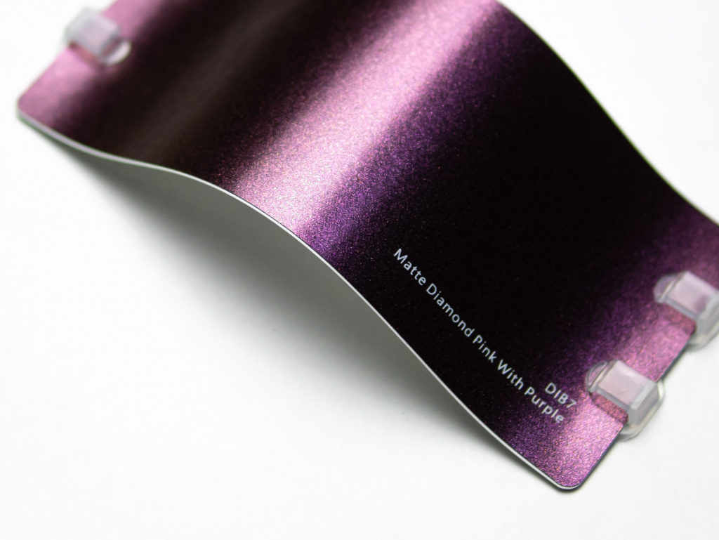 Виниловая плёнка Matte Diamond Pink With Purple (алмазный розовый с фиолетовым), DIB7, 1,52×17,5 м