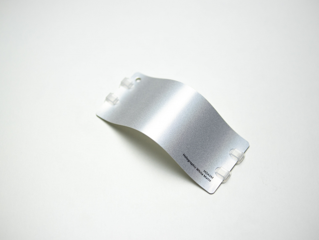 Виниловая плёнка Holographic White Matte (голографический белый), матовая, HOA0M, 1,52×17,5 м