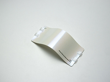 Виниловая плёнка Glossy Diamond White With Blue (белый с синим бриллиантом), DIA6, 1,52×17,5 м